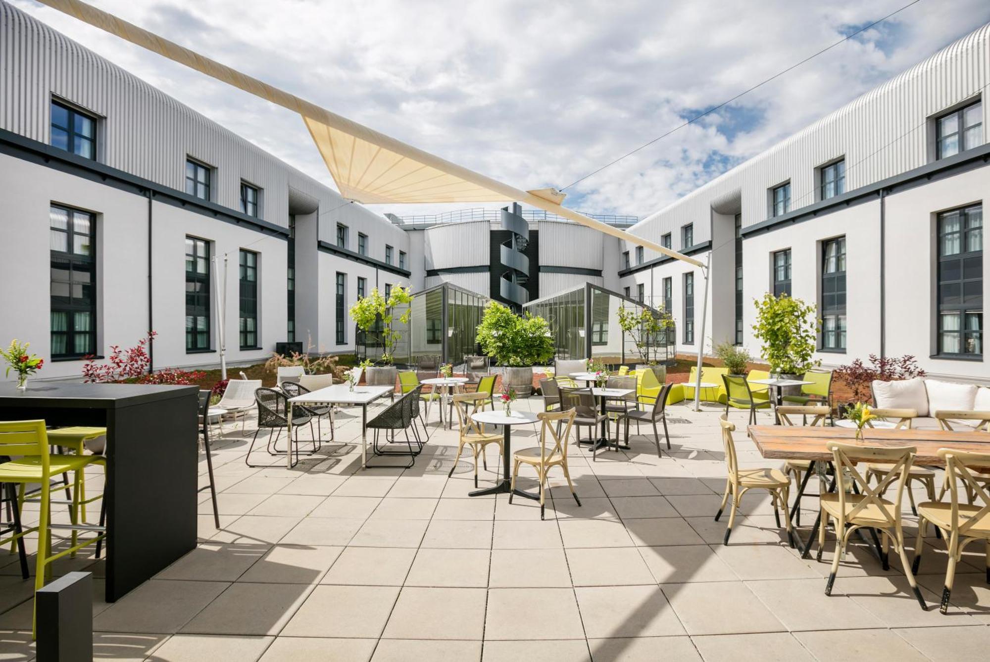 Arcotel Donauzentrum Wien Екстер'єр фото