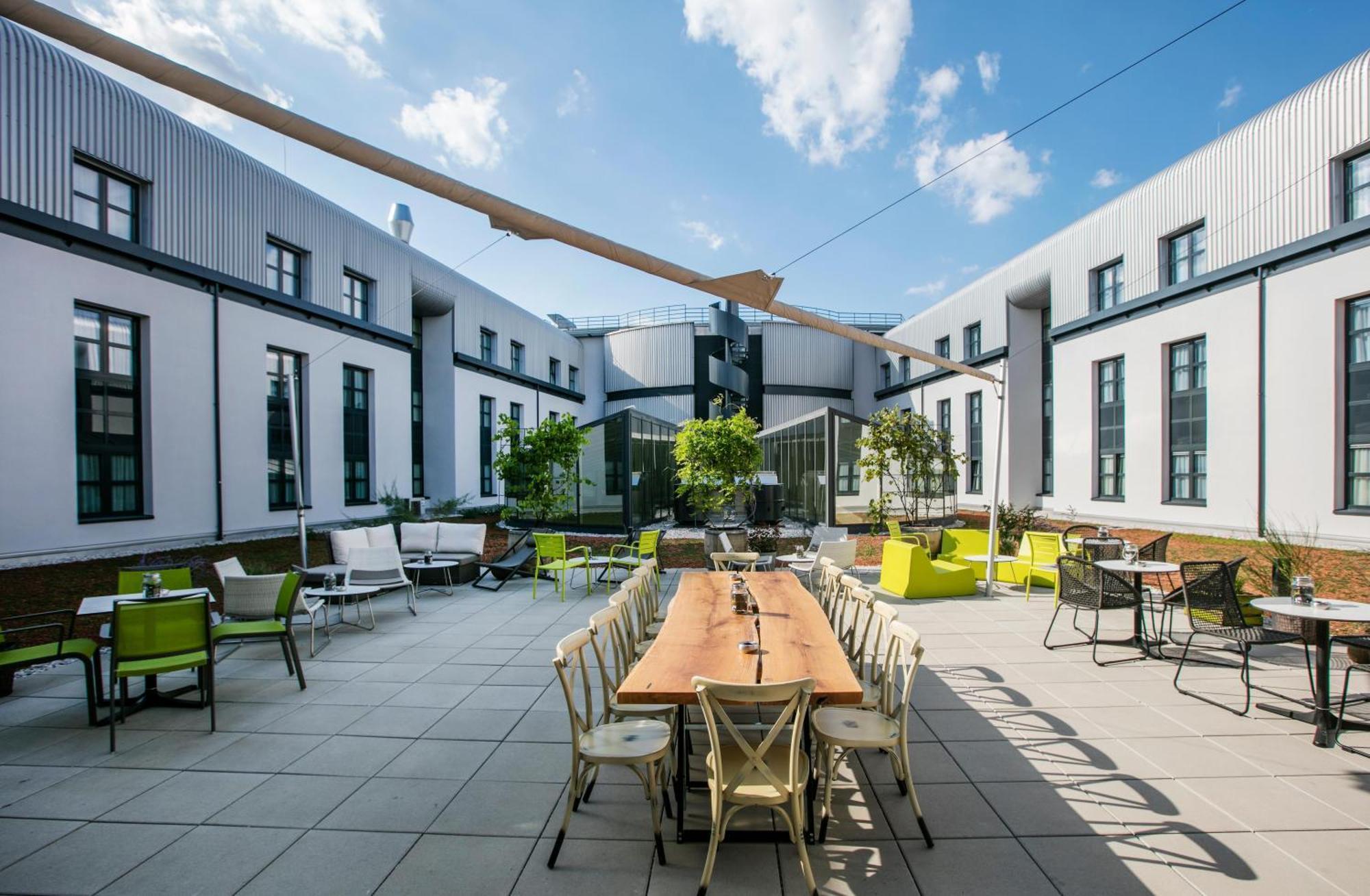 Arcotel Donauzentrum Wien Екстер'єр фото
