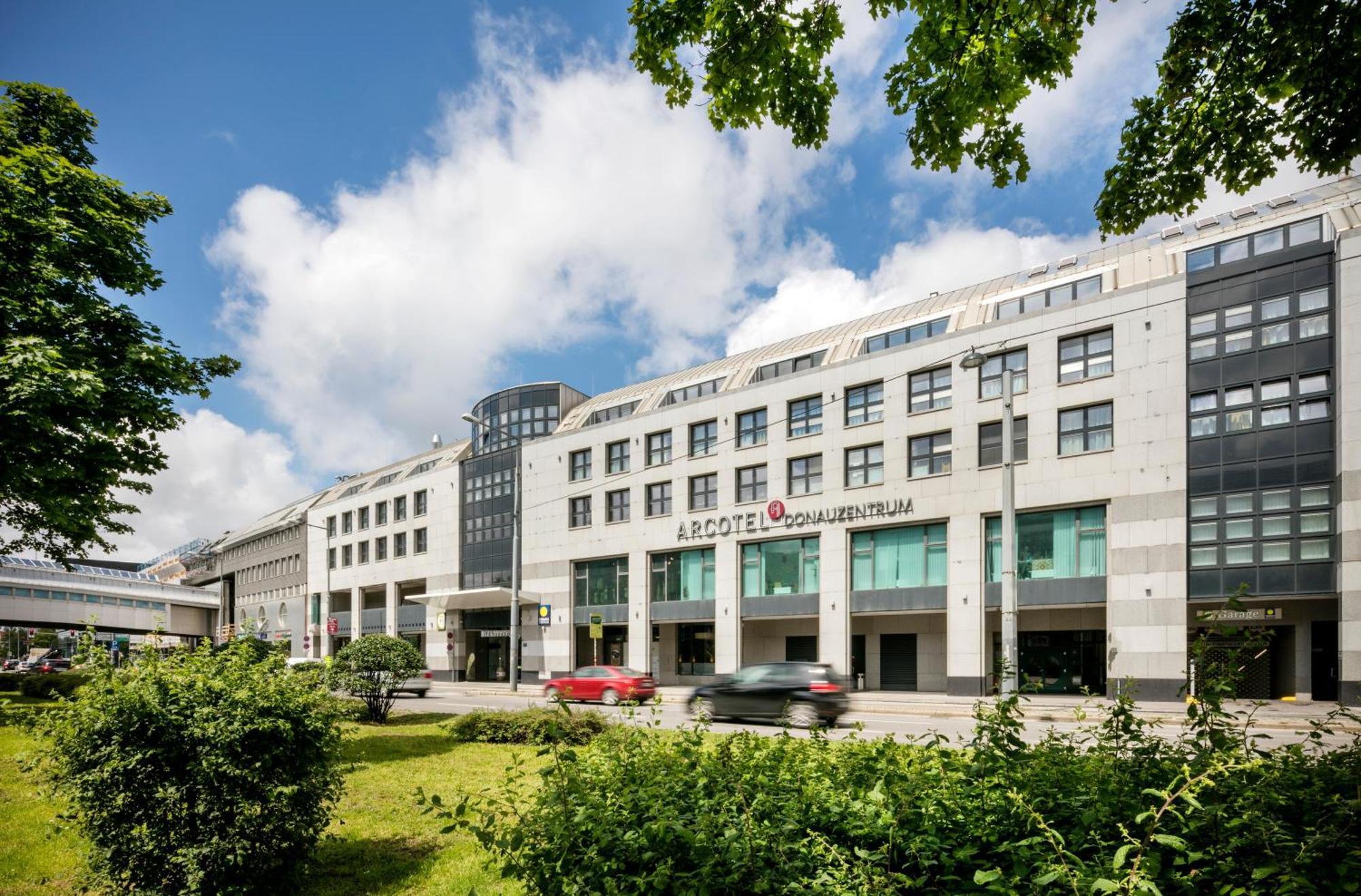 Arcotel Donauzentrum Wien Екстер'єр фото